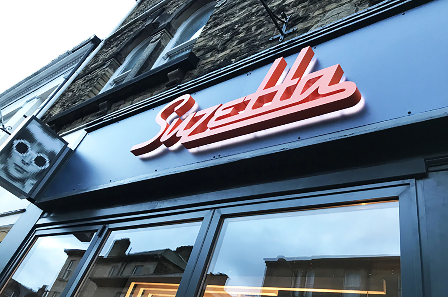 suzetta-external-projecting-fascia-sign-lightbox-halo-logo-illuminated ...